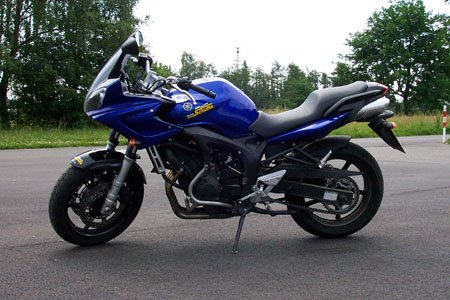 Yamaha FZS600 Fazer
